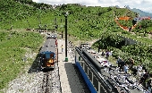 ロッシェ・ド・ネー登山電車